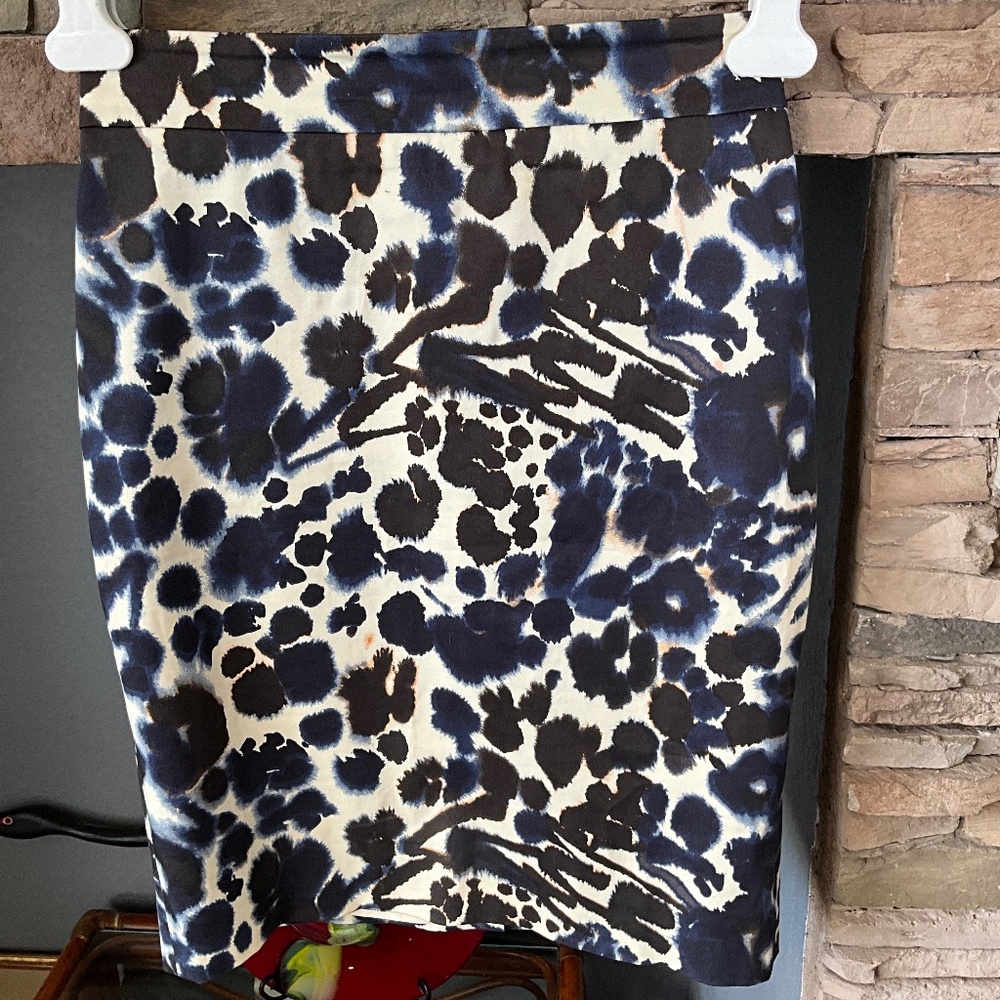 EXCELLENT ANN TAYLOR WOMENS 0P PENCIL SKIRT ABSRACT FLORAL CAREER WORK OFFICE